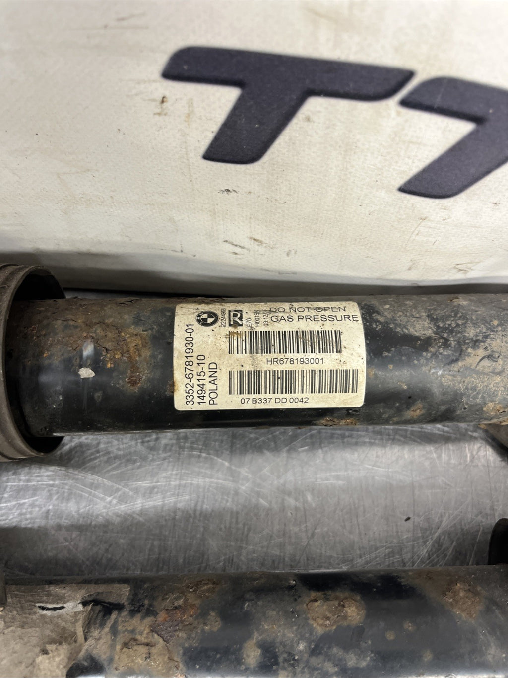 ✅✅✅BMW F20 F21 F22 REAR ABSORBER 149415-10