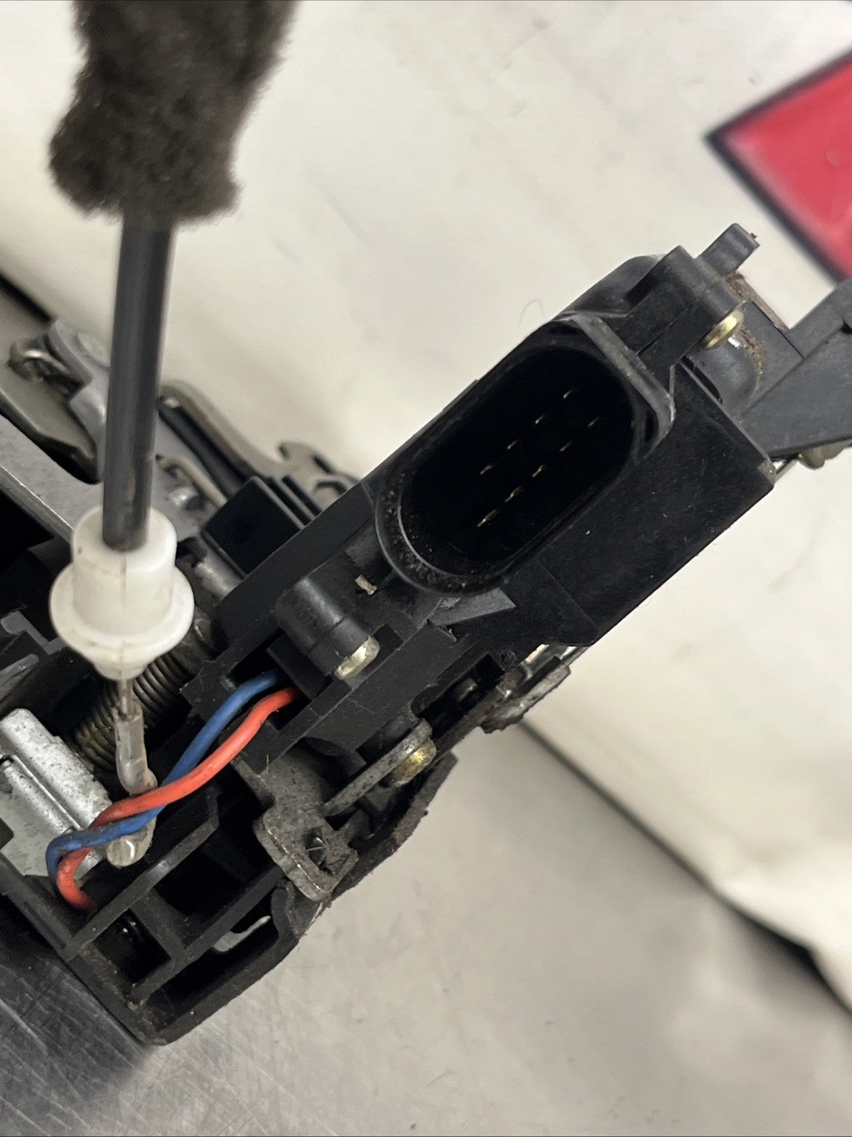 AUDI TT MK1 DRIVERS SIDE FRONT RIGHT DOOR LOCK LATCH MECHANISM