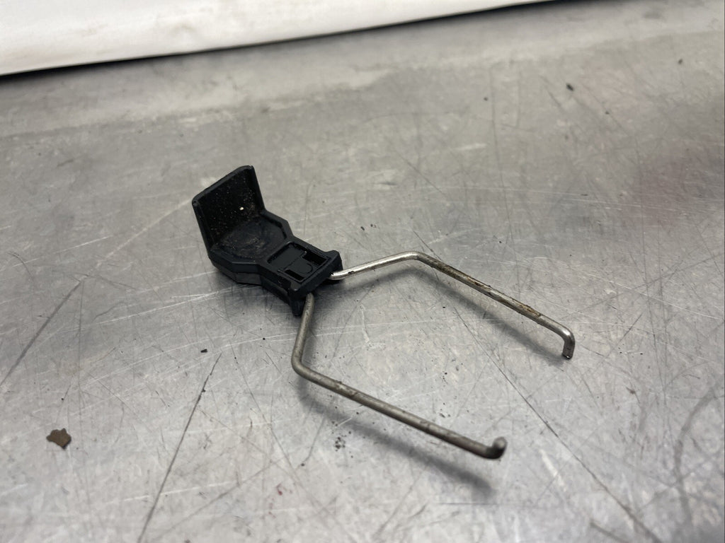 bmw e46 radiator Clip 