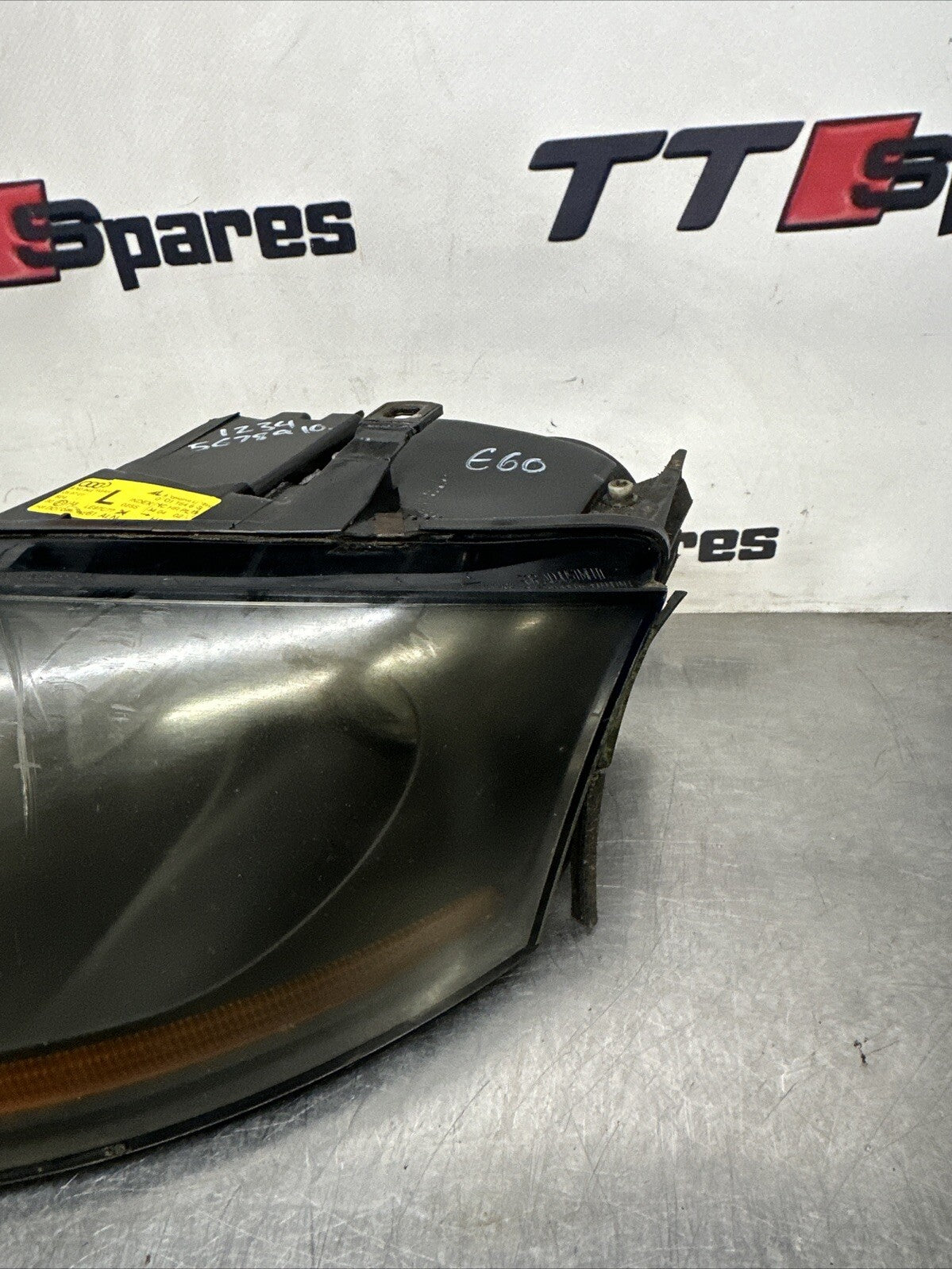 Audi TT Mk1 8N Xenon Headlight Passenger Side Front Left Black 1999 - 2005