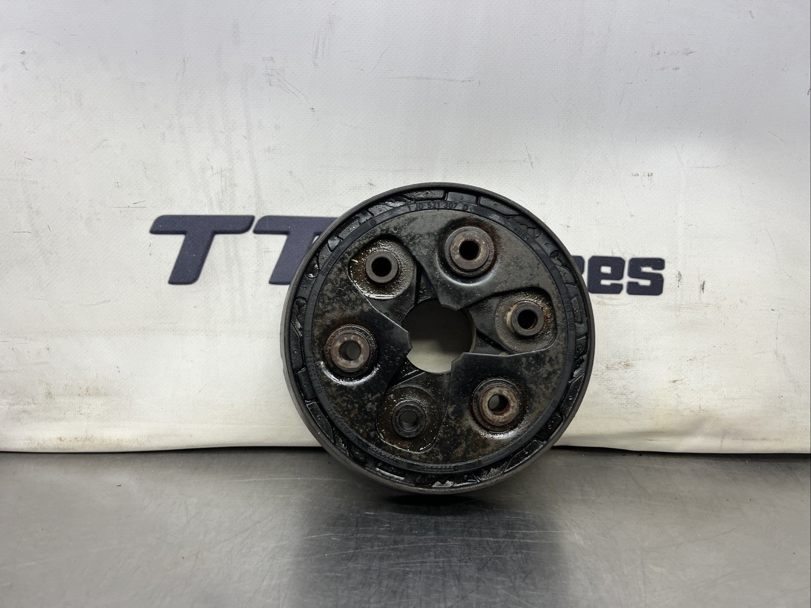 AUDI TT MK1 8N 98-06 QUATTRO REAR PROP-HAFT COUPLING DOUGHNUT 1J0521307D