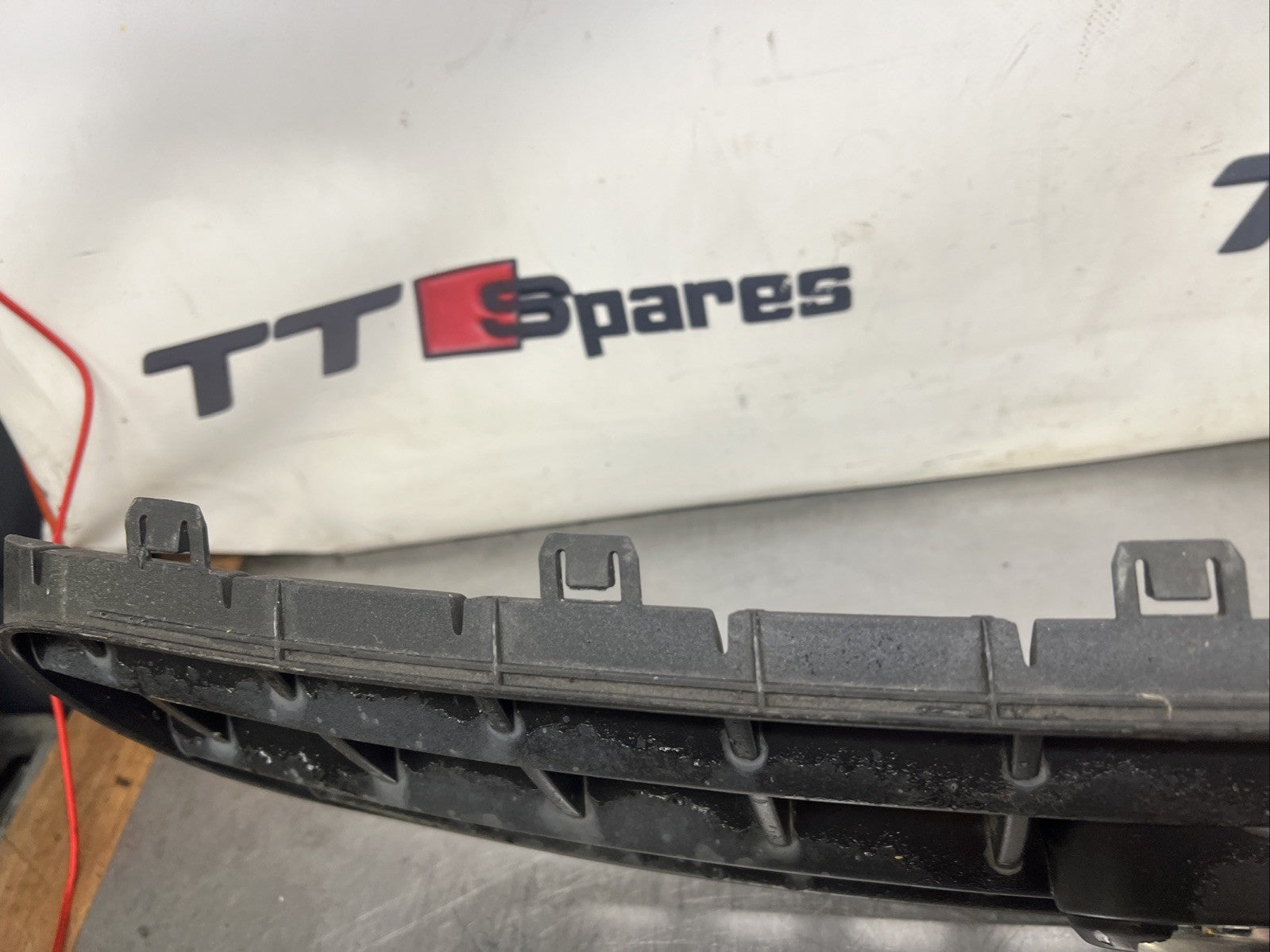 Genuine Audi TT Mk1 8N 99-06 Quattro Badge 3 slat V6 Grille bumper