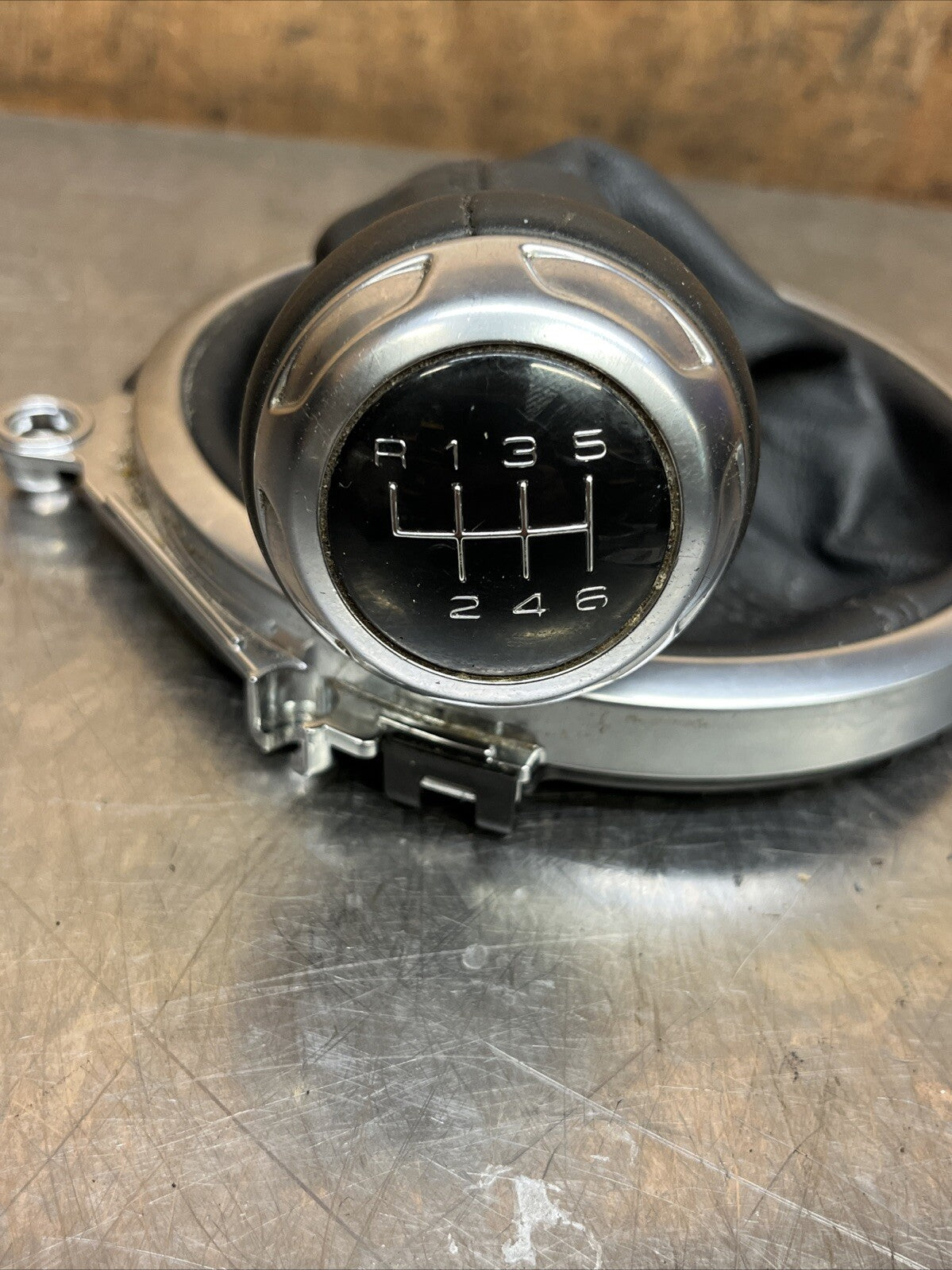 Audi TT MK2 06-14 6 Speed Manual Gear Knob 8J0711113E