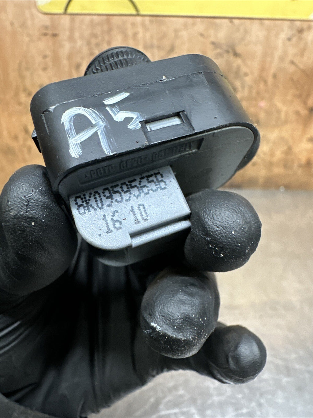 8K0959565B Audi A5 Window Control Switch Right Front  2009 A5 Coupe Door Switch