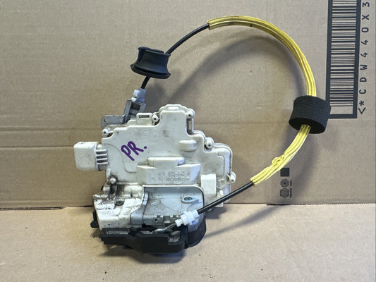 2008 AUDI A6 C6 N/S/R PASSENGER SIDE REAR DOOR LOCK 4F0839015A (9pin)