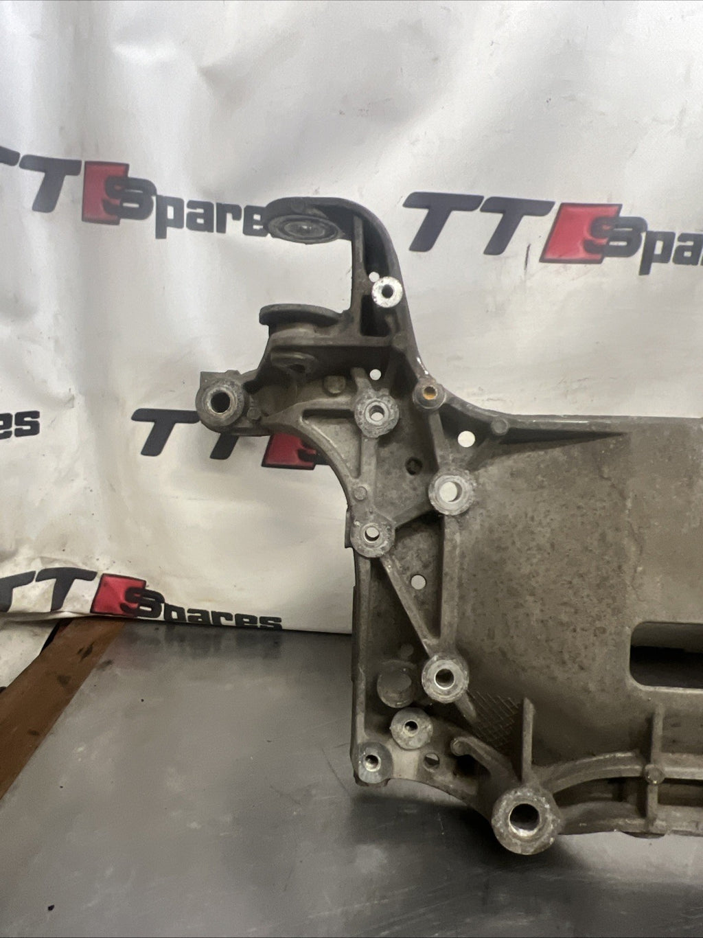 VW AUDI SEAT SKODA FRONT SUBFRAME ENGINE SUPPORT 3c0199369F