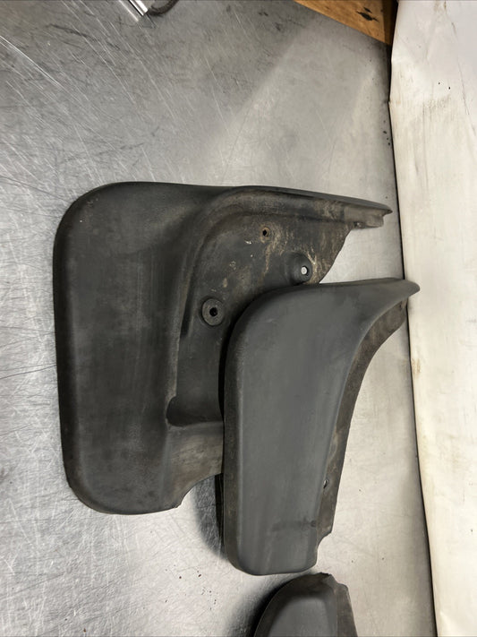 Rare Genuine Audi TT Mk1 FRONT+REAR Mud Flaps Guards*8N0075101  / 1O1  98-06