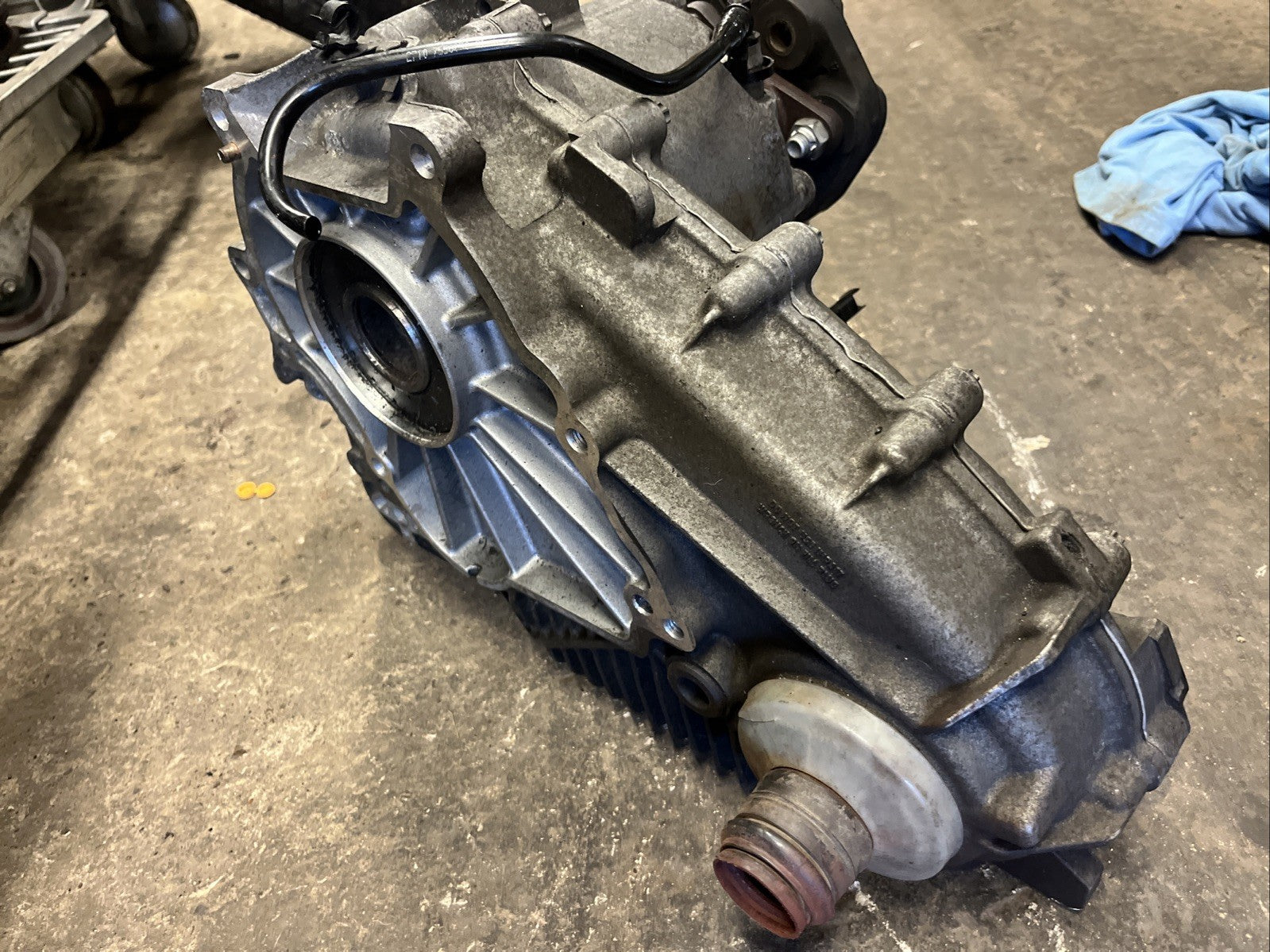 2009 BMW X5 Transfer box 7574777-02