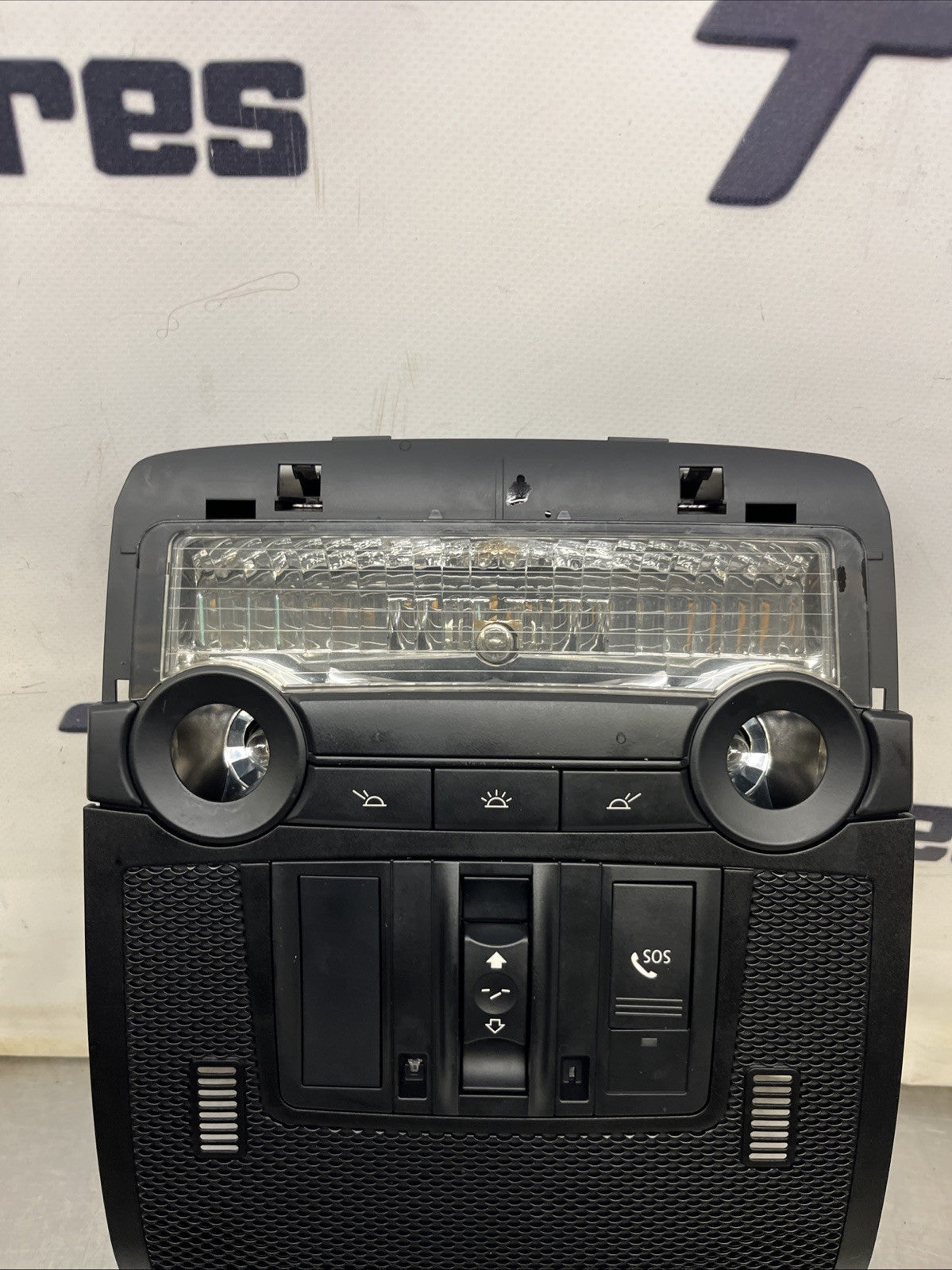 BMW X5 E70 FRONT INTERIOR LIGHT 15956810