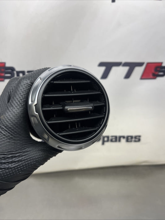 Audi TT 8J Mk2 Dashboard Air Vent With Aluminium Bezel 8J0820901D #1460
