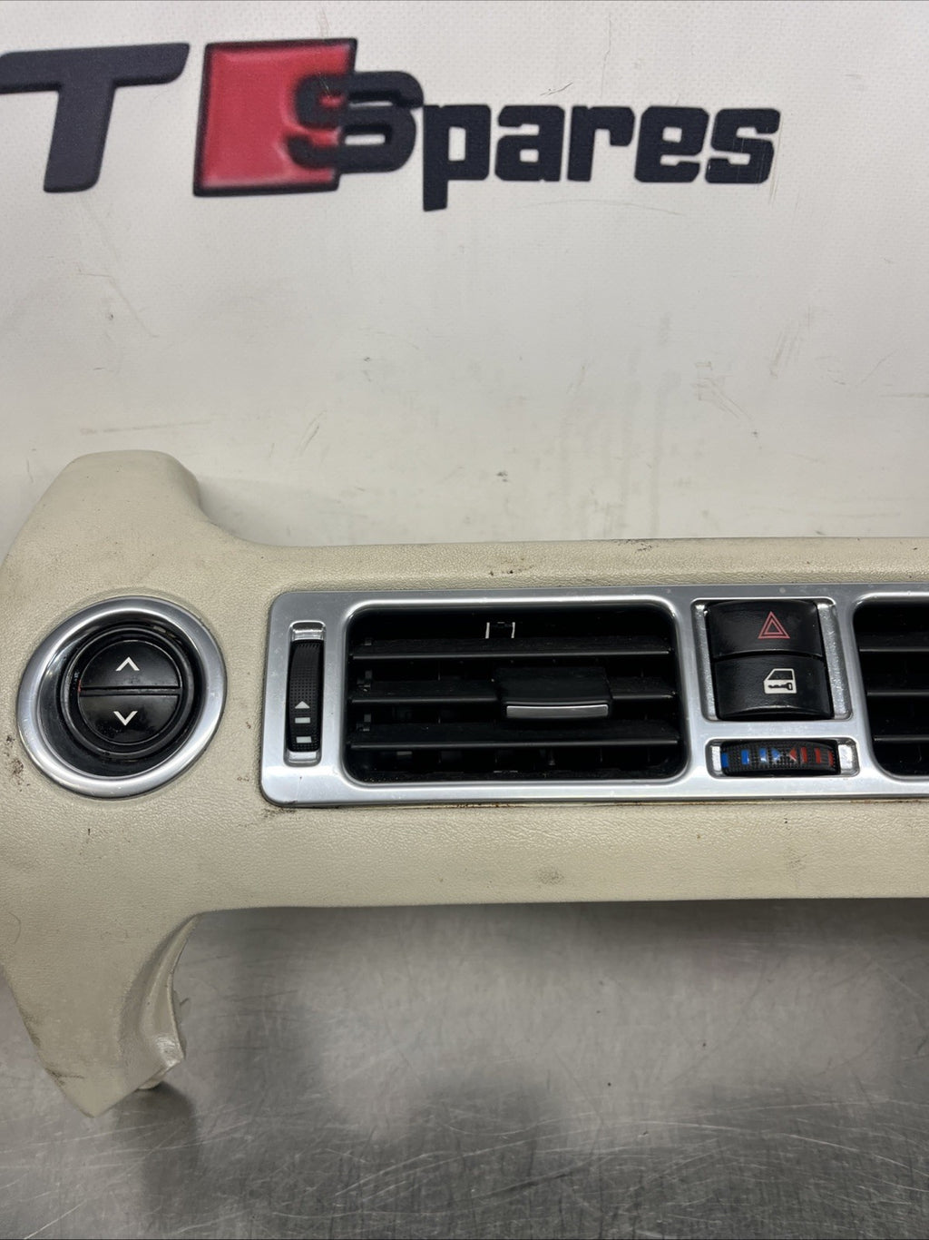 2009 LAND ROVER RANGE ROVER DASHBOARD AIR VENT SWITCH TRIM  GENUINE