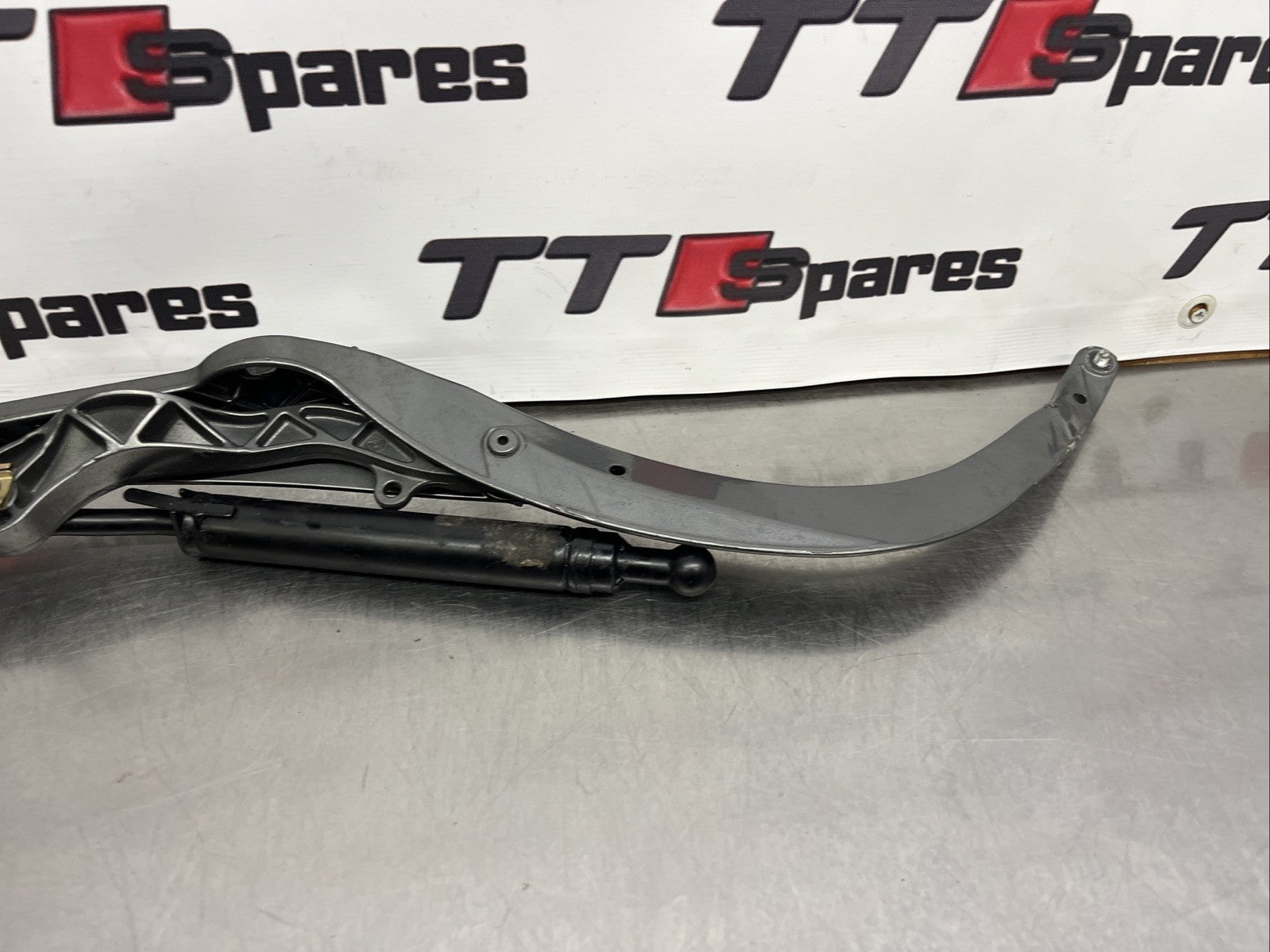 Porsche Boxster 987 Roof Lid Clamshell Top Hinge Lever Arm Passenger Side (NS)