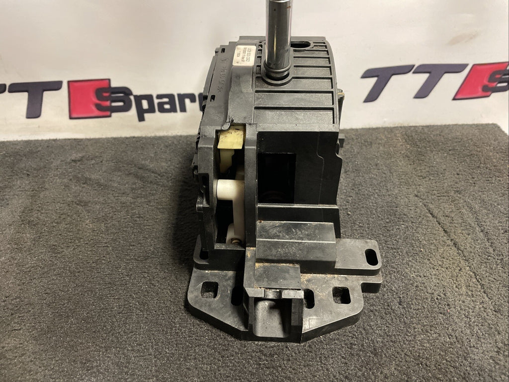 RANGE ROVER SPORT L320 2006 AUTOMATIC GEARSTICK SELECTOR LEVER UCB500092