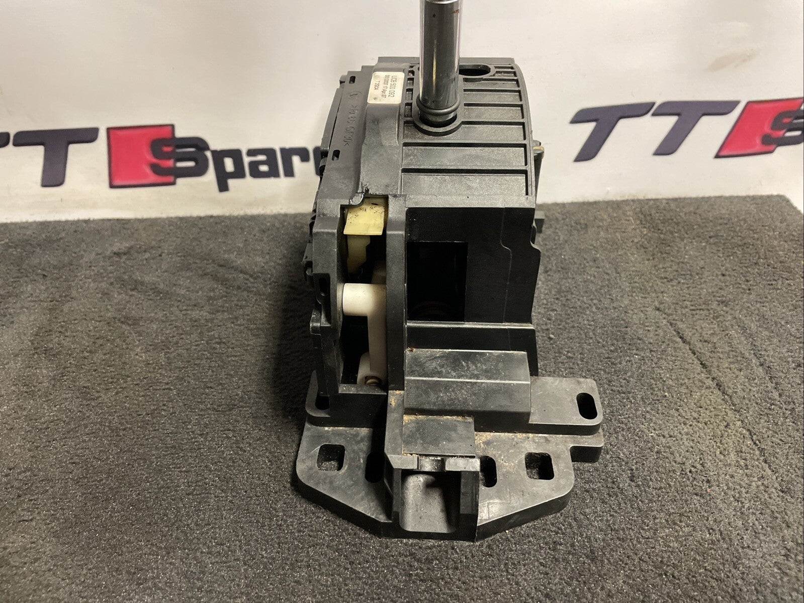 RANGE ROVER SPORT L320 2006 AUTOMATIC GEARSTICK SELECTOR LEVER UCB500092