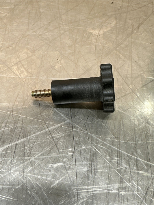 Audi TT MK1 8N Rear Light Securing Screw - SET For 1 Rear Light