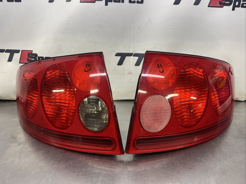 AUDI TT MK1 REAR LIGHTS PAIR 8N 99-06 Late Clear Reverse