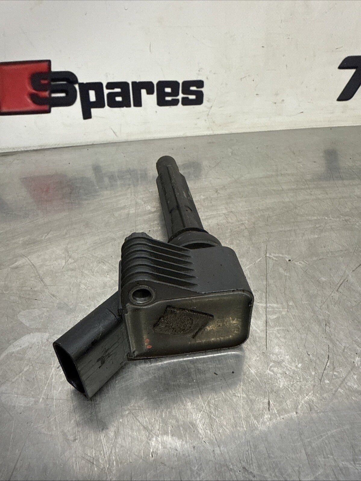 GENUINE VW GOLF R MK7 AUDI S3 8V 2.0 IGNITION COIL 06J905110K 06J 905