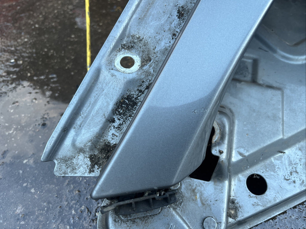 PORSCHE BOXSTER 2005 987 passenger side near Wing good condition