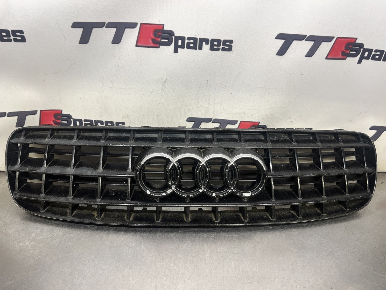 Genuine Audi TT Mk1 8N 99-06 Quattro Badge 3 slat V6 Grille bumper