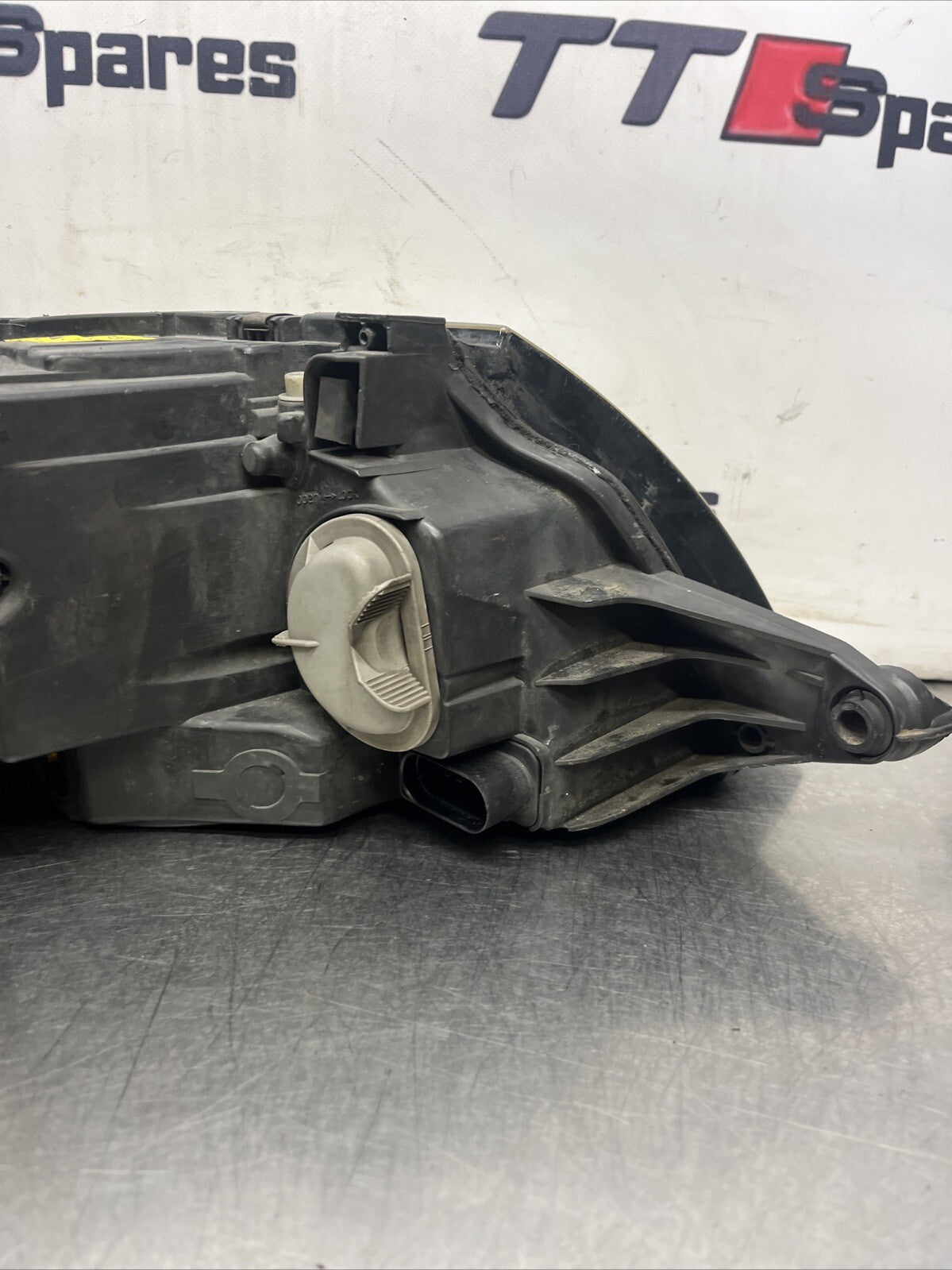 Audi mk1 TT 8N0941003BN N/S Front Xenon Headlight DAMAGED