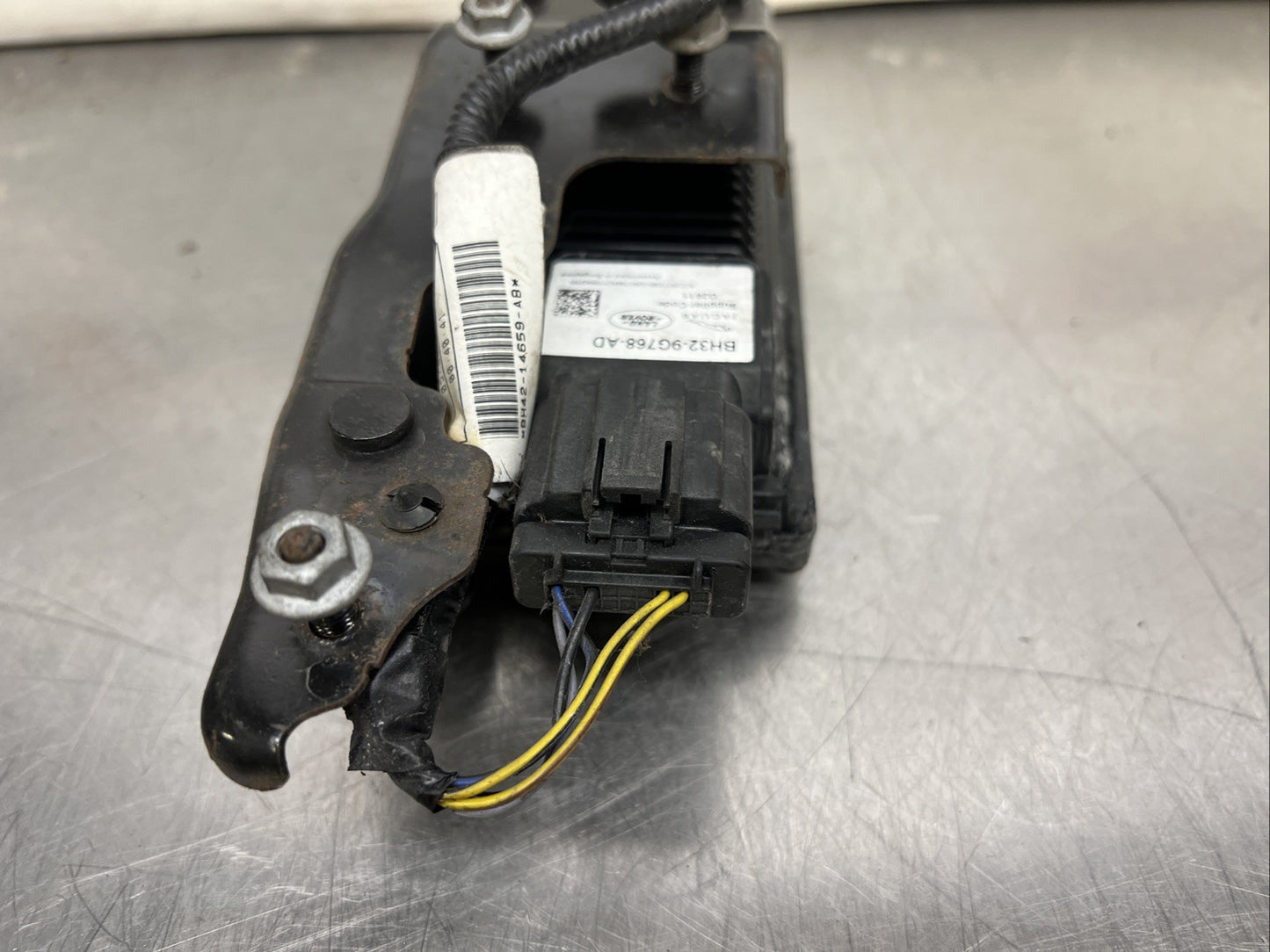 Range Rover Sport L320 ACC Adaptive Cruise Control Radar Sensor BH32-9G768-AD