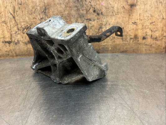 VW Golf MK4 Audi A3 8L Audi TT 8N 02J 5 Speed Engine Gearbox Mount 1J0199117P