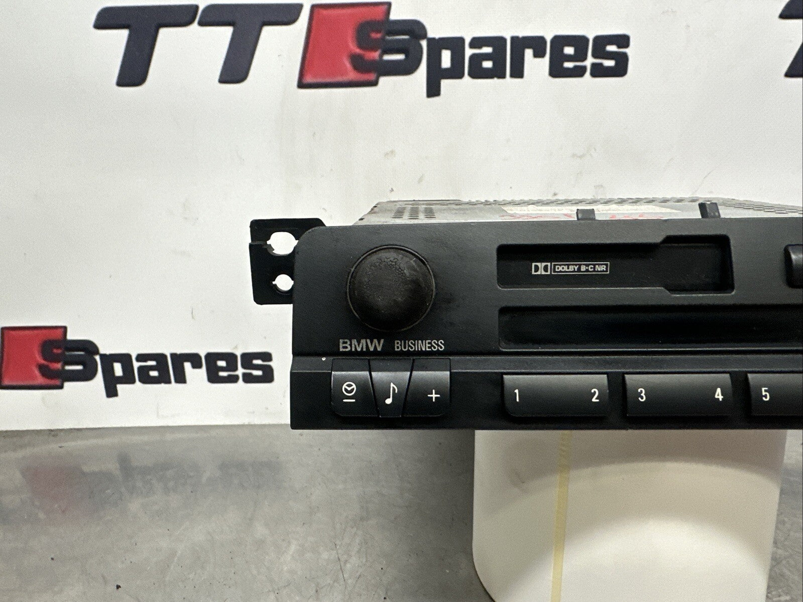 2001-2005 BMW E46 3 SERIES RADIO CD STEREO  HEAD UNIT 6935629 NO RADIO CODE