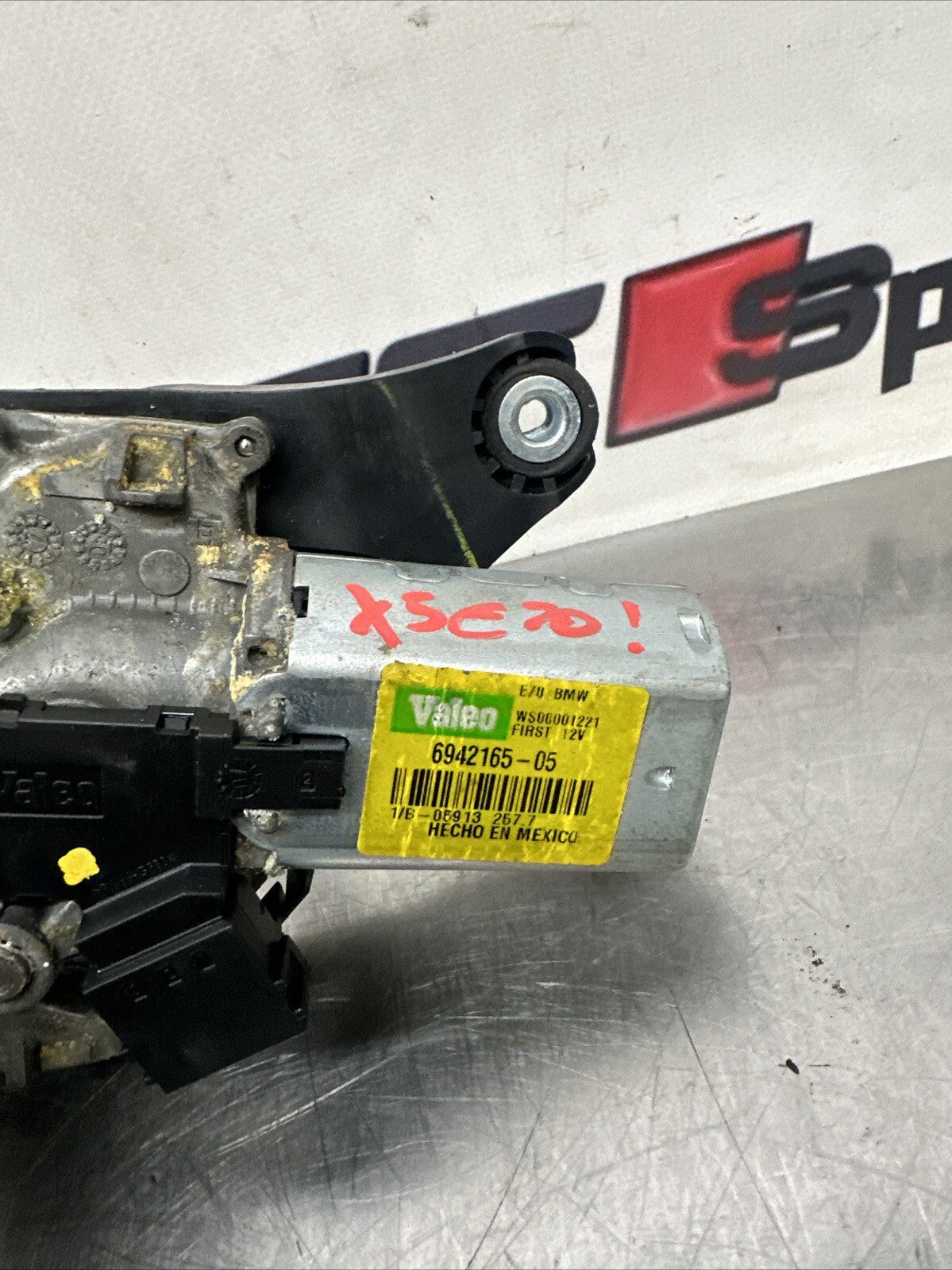 6942165 BMW X5 Series E70 E70N LCI Rear Window Wiper Motor