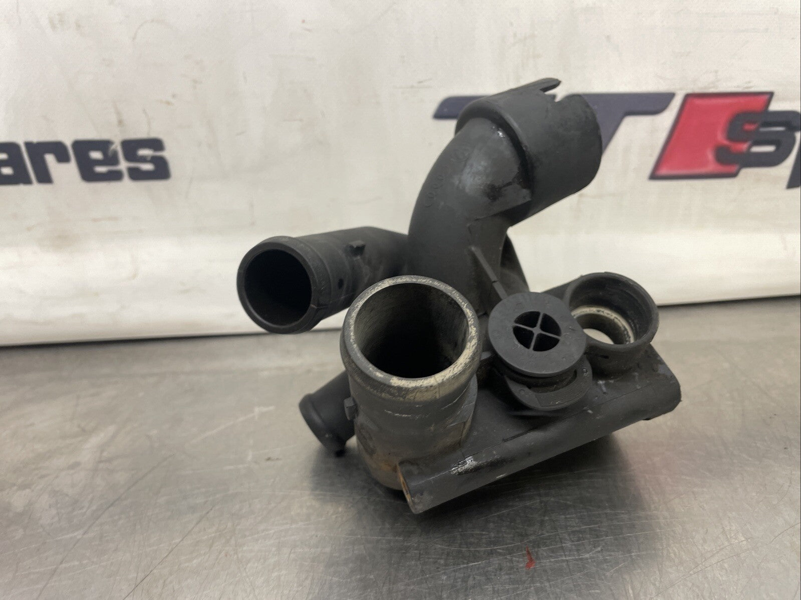 VW OEM MK4 Thermostat Housing Golf Bora V5 V6 R32 TT 3.2 - 022121117C -ALL PARTS