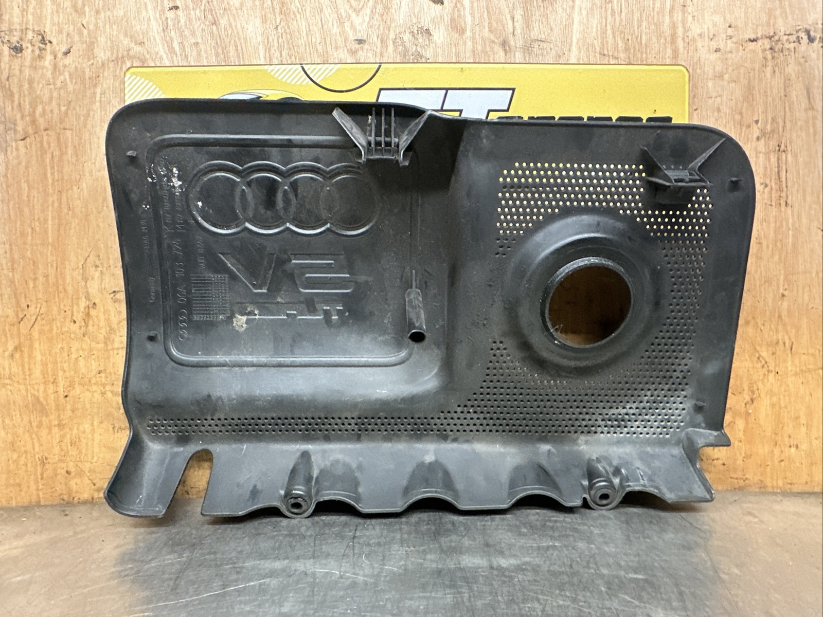 AUDI TT MK1 ENGINE COVER 225 BAM MODEL 8N QUATTRO COUPE ROADSTER 98-06 06A103724