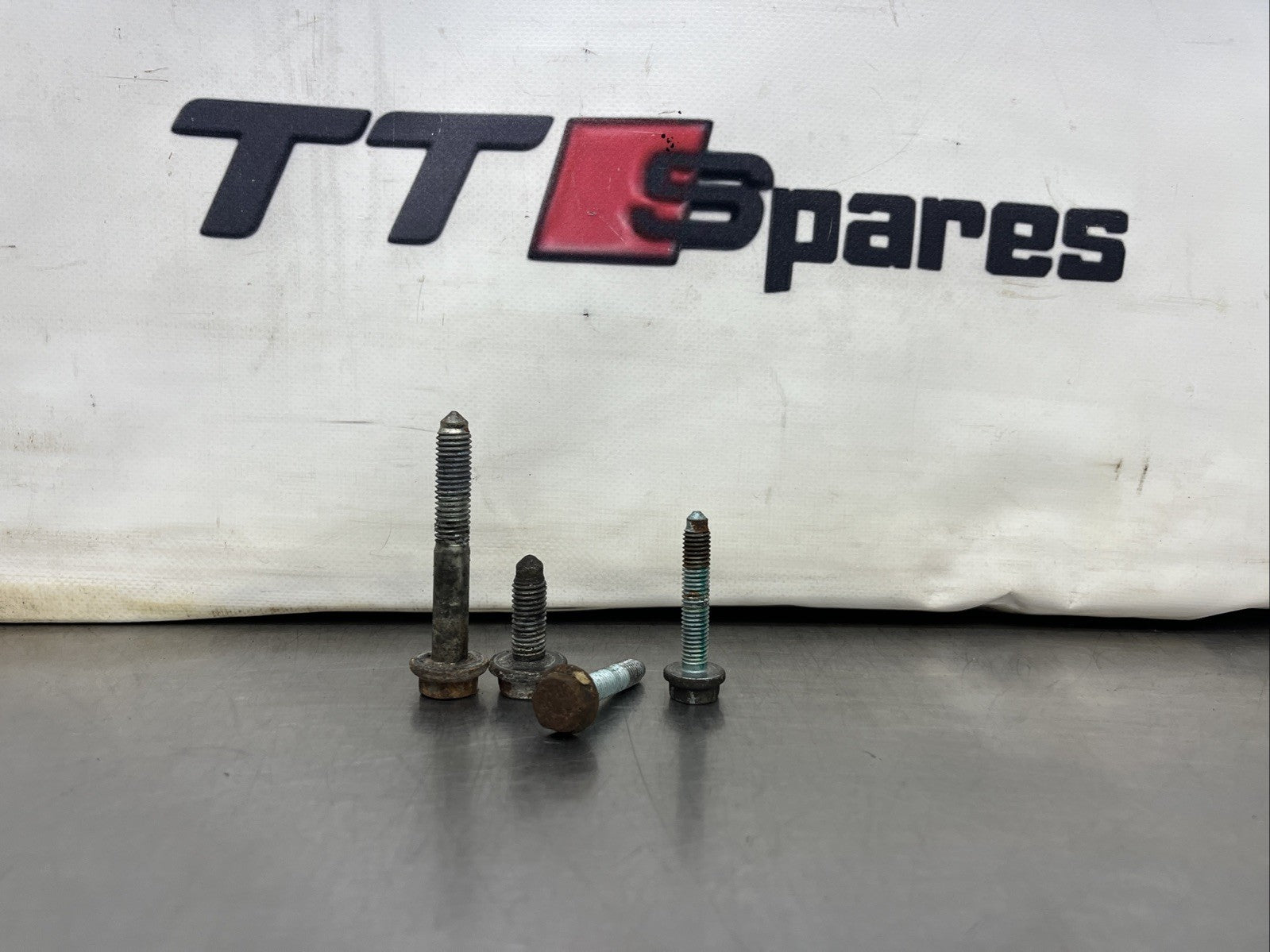 Audi TT Mk1 Genuine Dog Bone Mount Bolts OEM