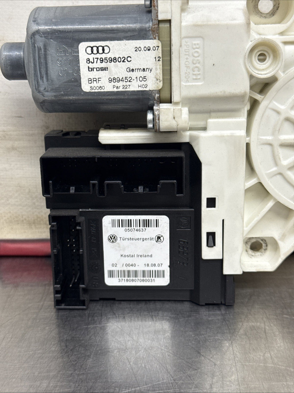 AUDI TT CABRIOLET PASSENGER LEFT FRONT WINDOW MOTOR 2007 TO 2010 8J7959802C