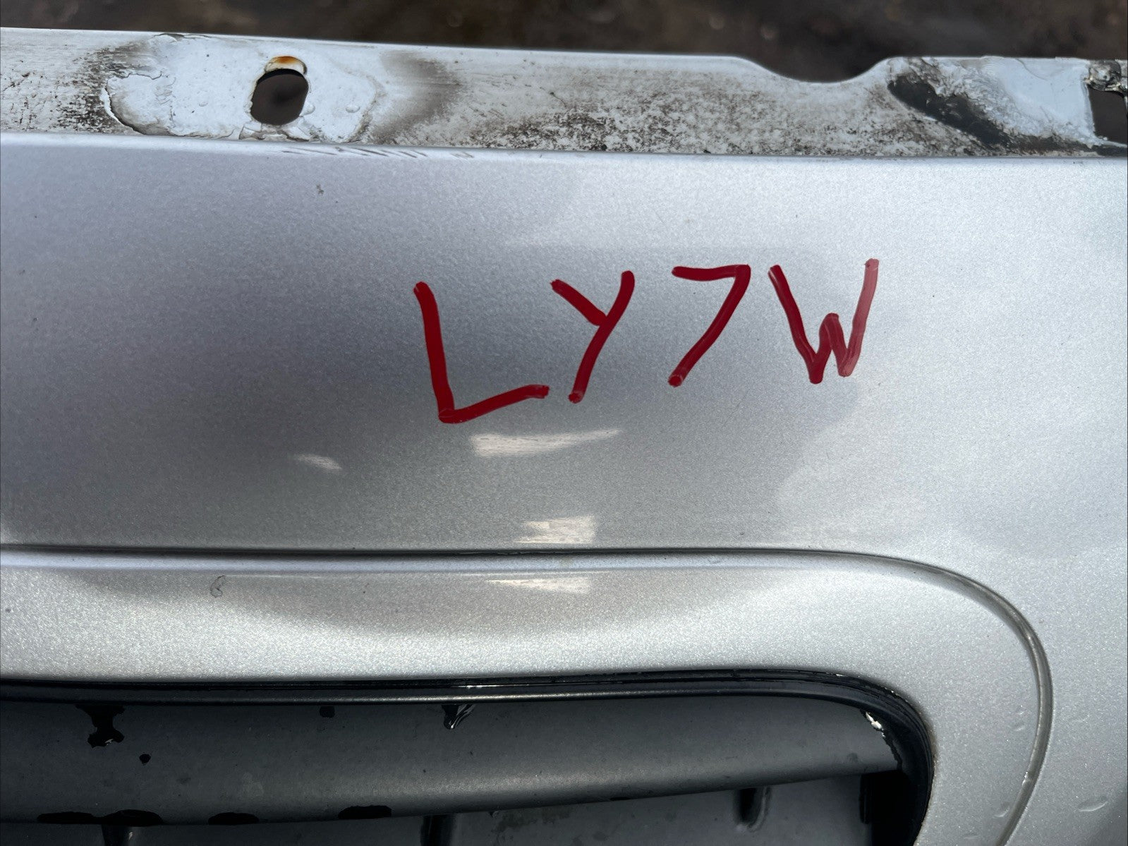 AUDI TT 8N MK1 225 FRONT BUMPER SILVER LY7W