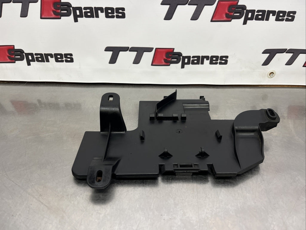 OEM Audi TT Mk1 Battery Fuse Holder Tray Cover Battery 8N0 937 557*COUPE MINT!