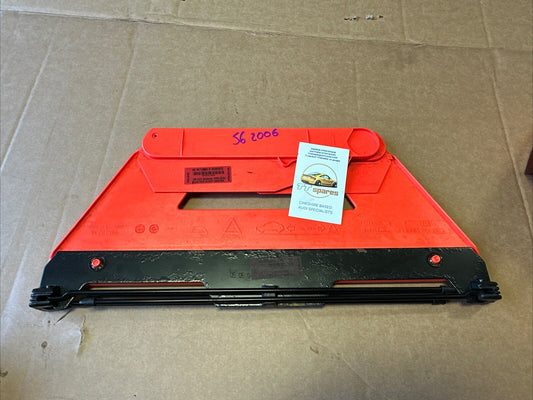 AUDI S6 2006 B6 HAZARD WARNING TRIANGLE SIGN 4B5860251C 2000-2005