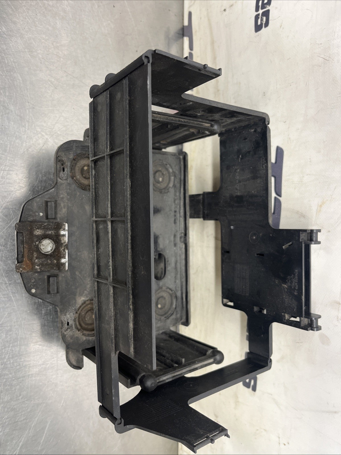 Audi TT Mk1 8N 1998-2006 Battery Mounting Tray Base Assemly