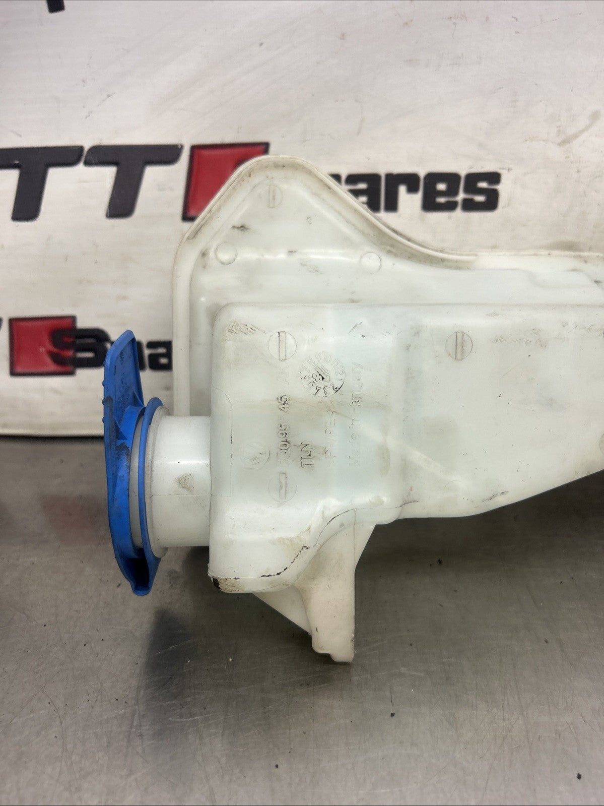 13-20 VOLKSWAGEN AUDI SEAT SKODA WINDSCREEN WASHER TANK RESERVOIR 5Q0955449AK