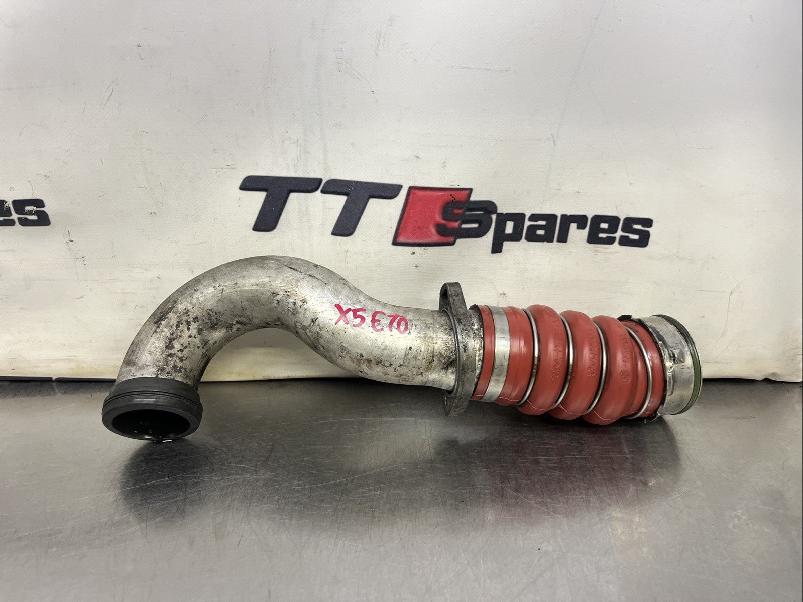BMW X5 E70 E71 3.0 DIESEL  INTERCOOLER HOSE PIPE 7796291  7801958