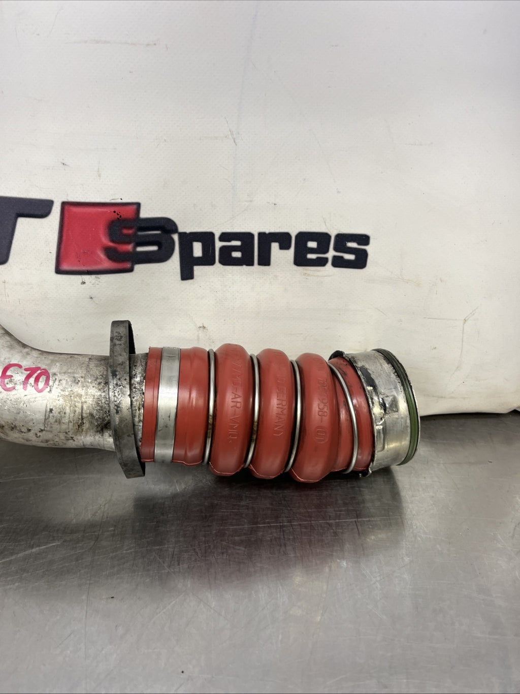 BMW X5 E70 E71 3.0 DIESEL  INTERCOOLER HOSE PIPE 7796291  7801958