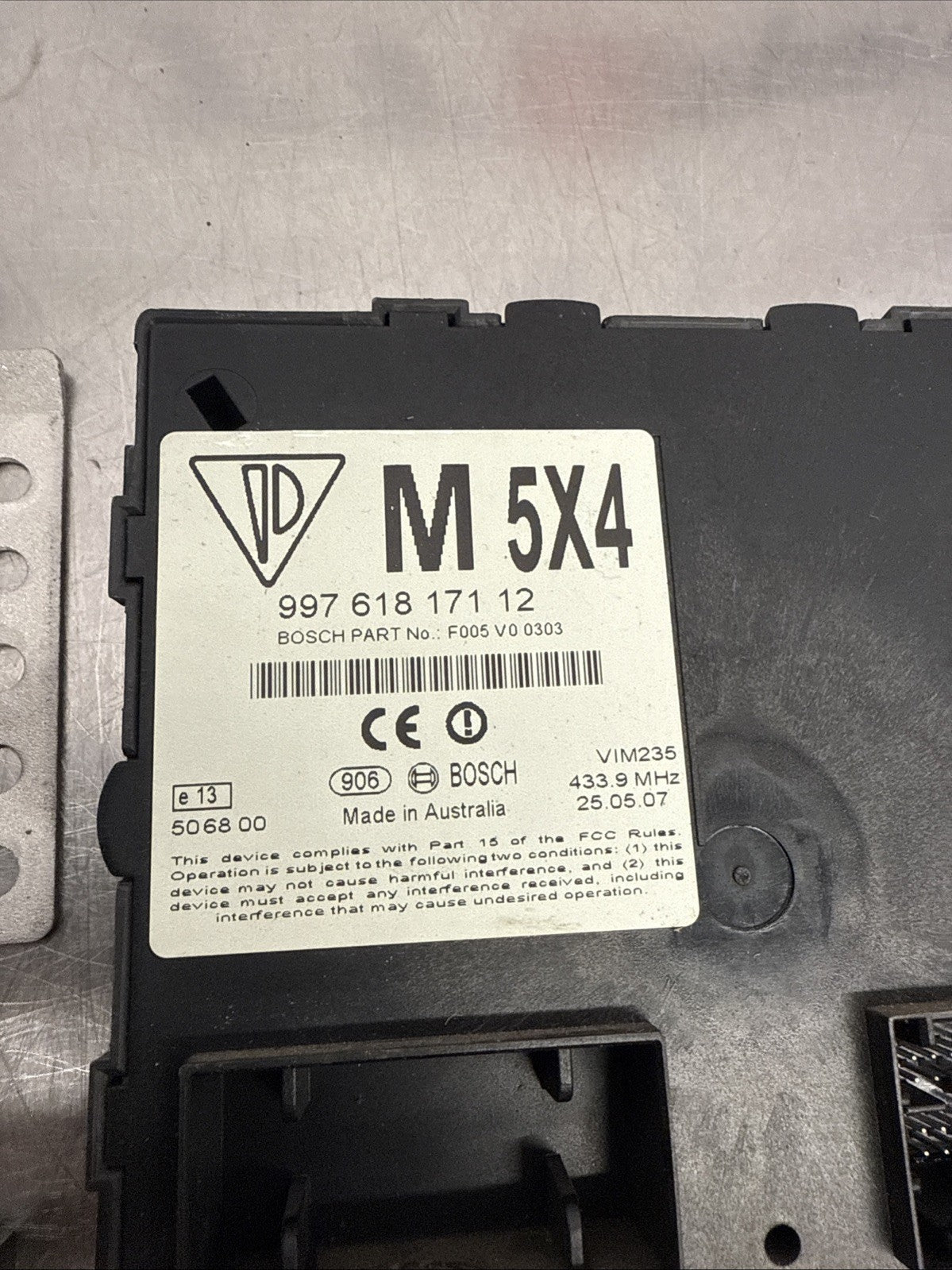 PORSCHE CAYMAN 987 2.7 AUTO Engine Control ECU Kit 99761860104