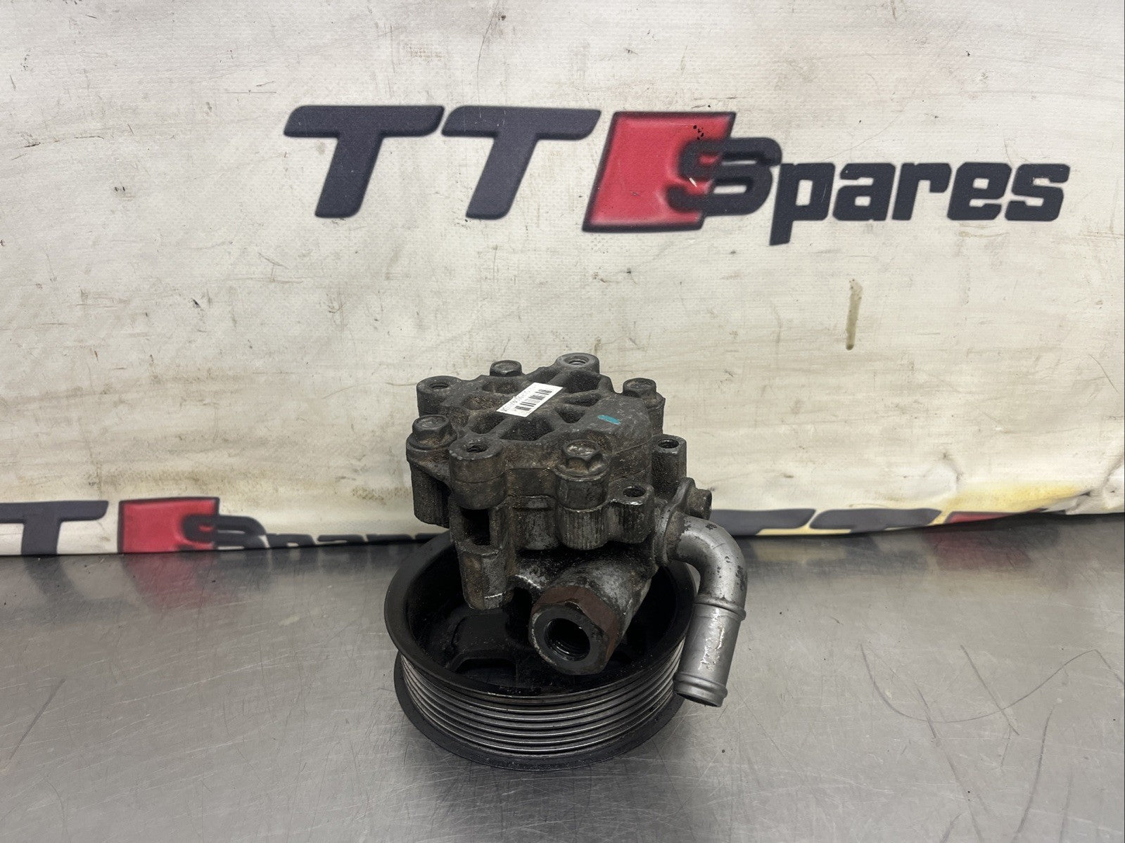 LAND ROVER DISCOVERY 3  2.7 TDV6 POWER STEERING PUMP QVB500400U34