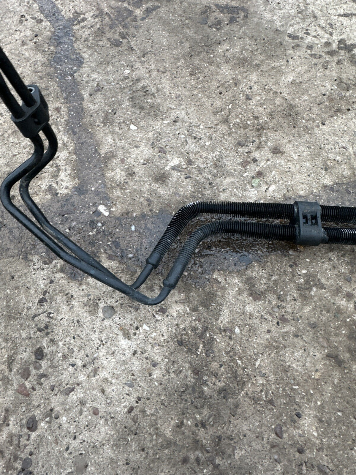 Audi A6 S6 C6 4F 2000 Diesel power steering radiator 4F0422885L