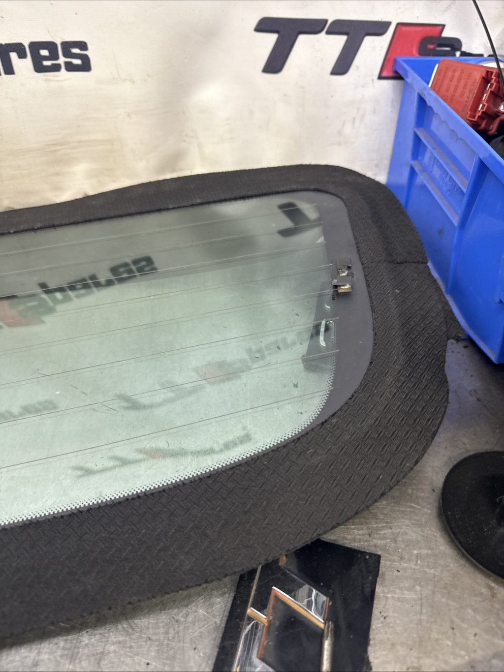 AUDI TT MK1 8N (98-06) ROADSTER CONVERTIBLE SOFT TOP ROOF REAR GLASS WINDOW