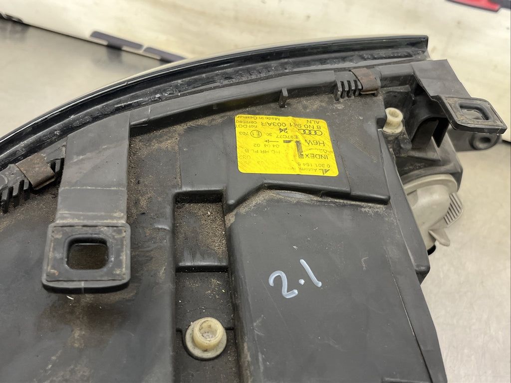 Audi TT Mk1 8N Nearside / Passenger Side Halogen Headlight 8N0941003AR Used 0860