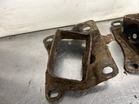 Audi TT 8N Mk1 Rear Set  Trailing Arm Suspension Mount Brackets 1J0505092J