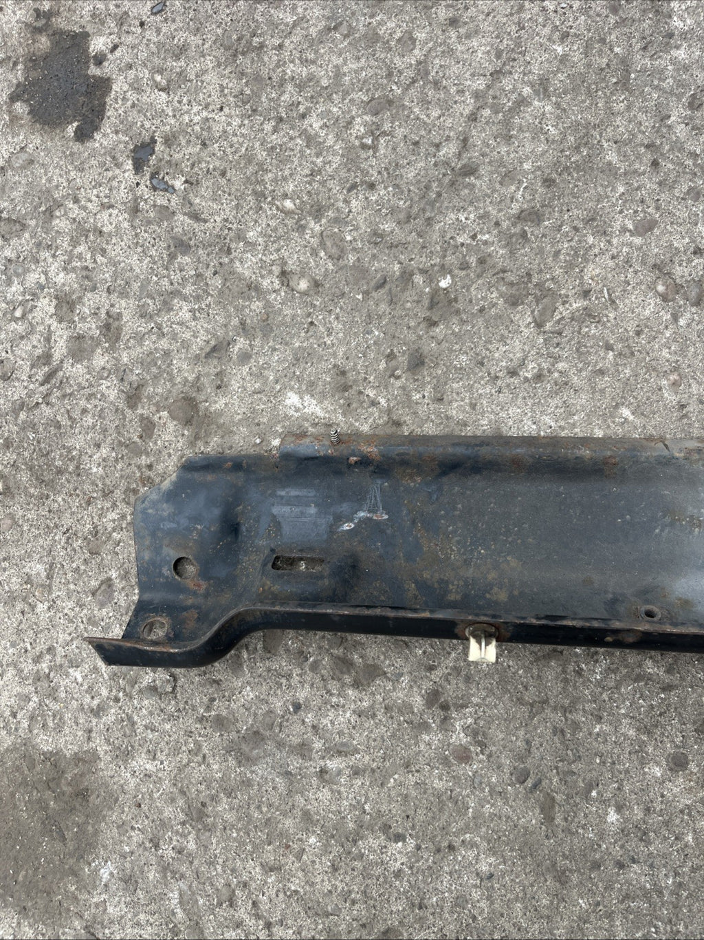 VW T4 TRANSPORTER 2001 FRONT BONNET SLAM PANEL LOCK CARRIER 7D0805563A