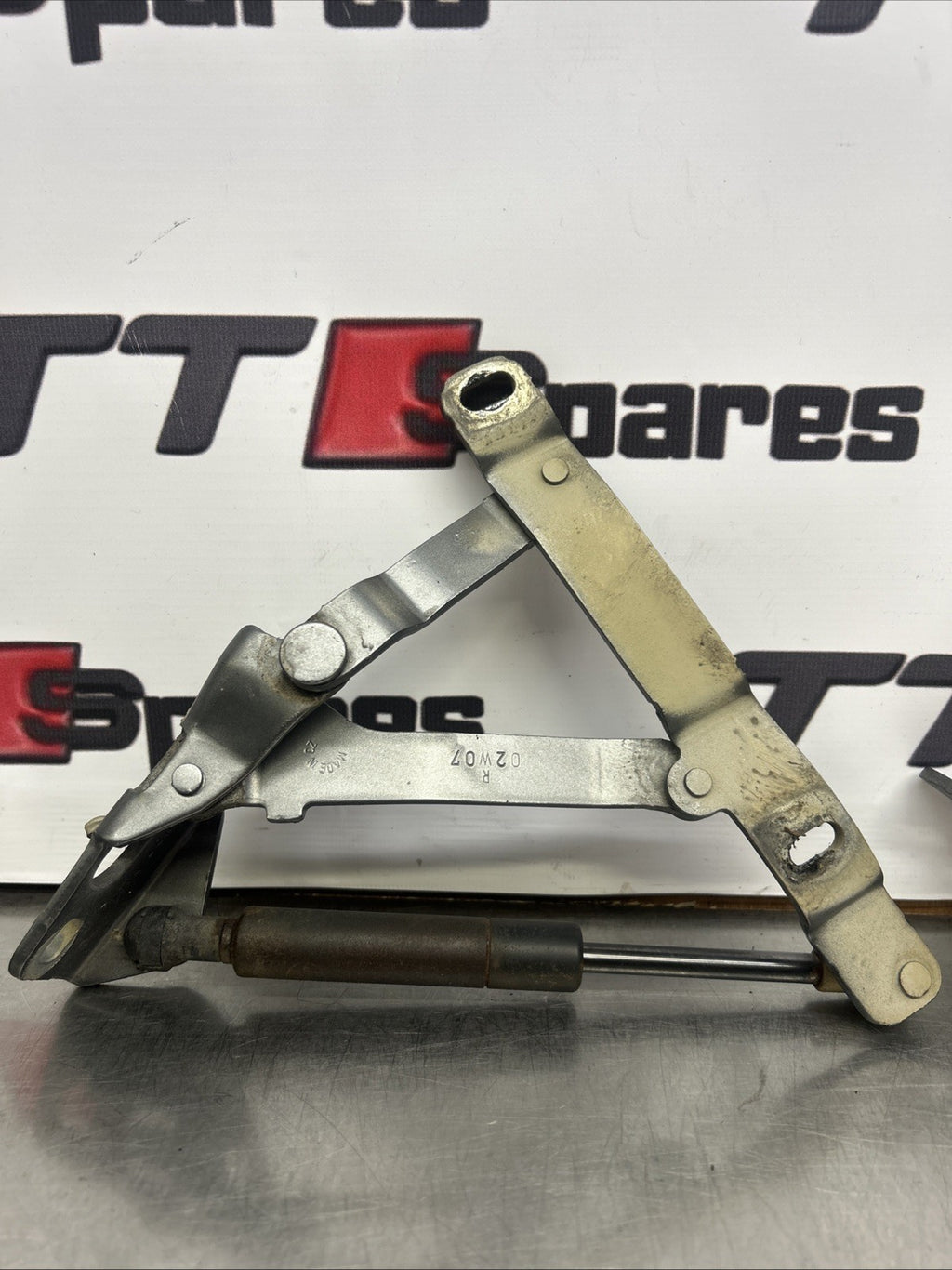 Porsche Boxster 987 Boot Lid Hinge Pair 98751215202 98751215102 Grey