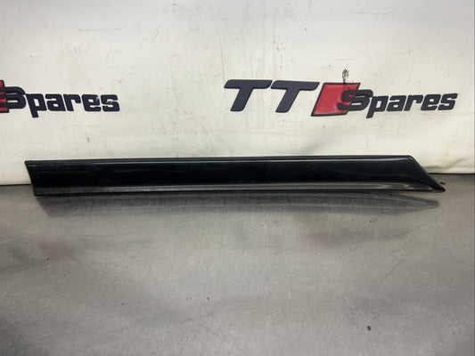 VW Golf MK3 VR6 GTI GTD OS/R 2 Door Molding Rub Strip Right Rear Genuine New OE