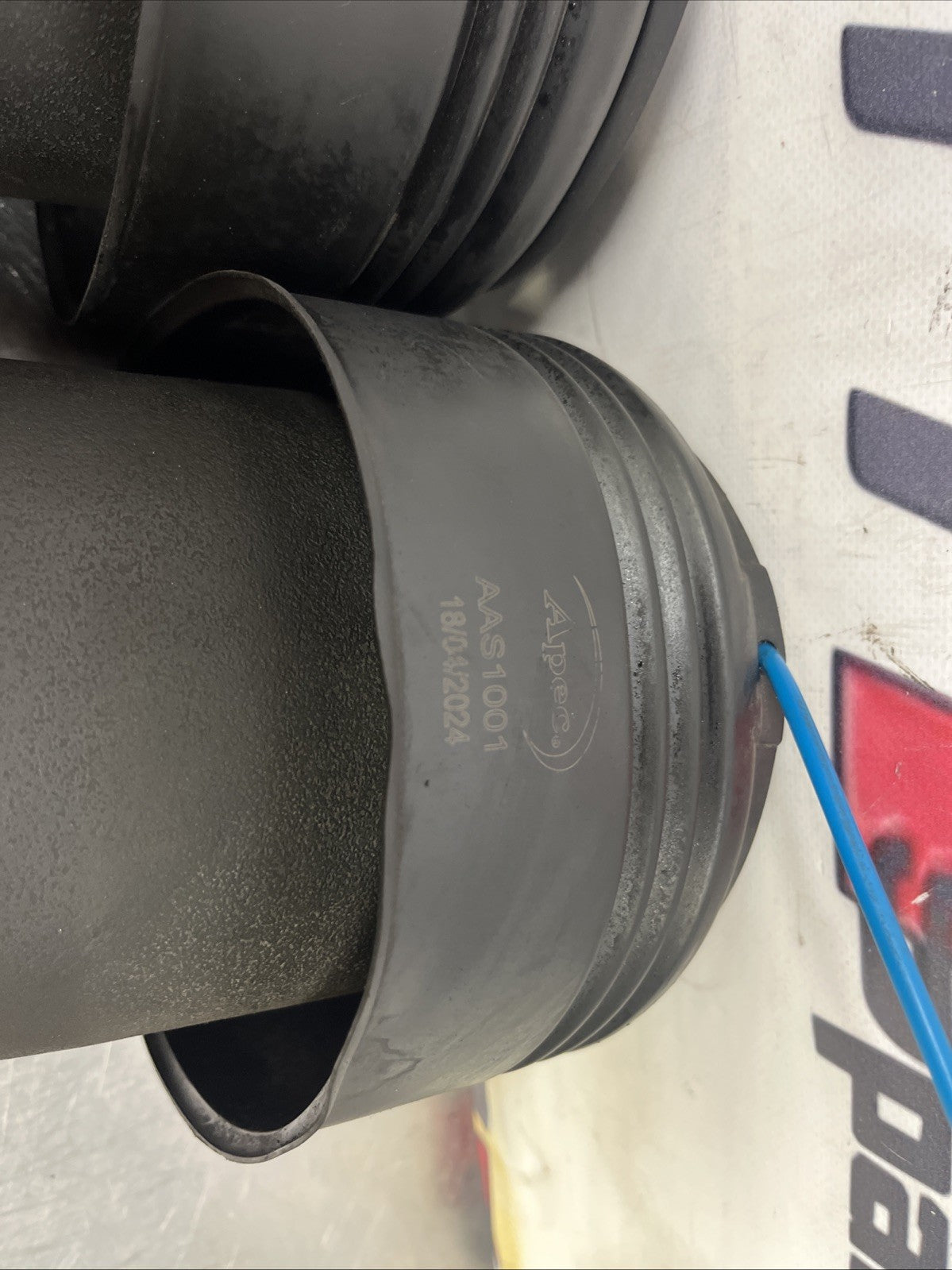 BMW X5/X6 XDRIVE30D F15/F16 APEC REAR AIR SUSPENSION BAG AAS1001 12 Months Old