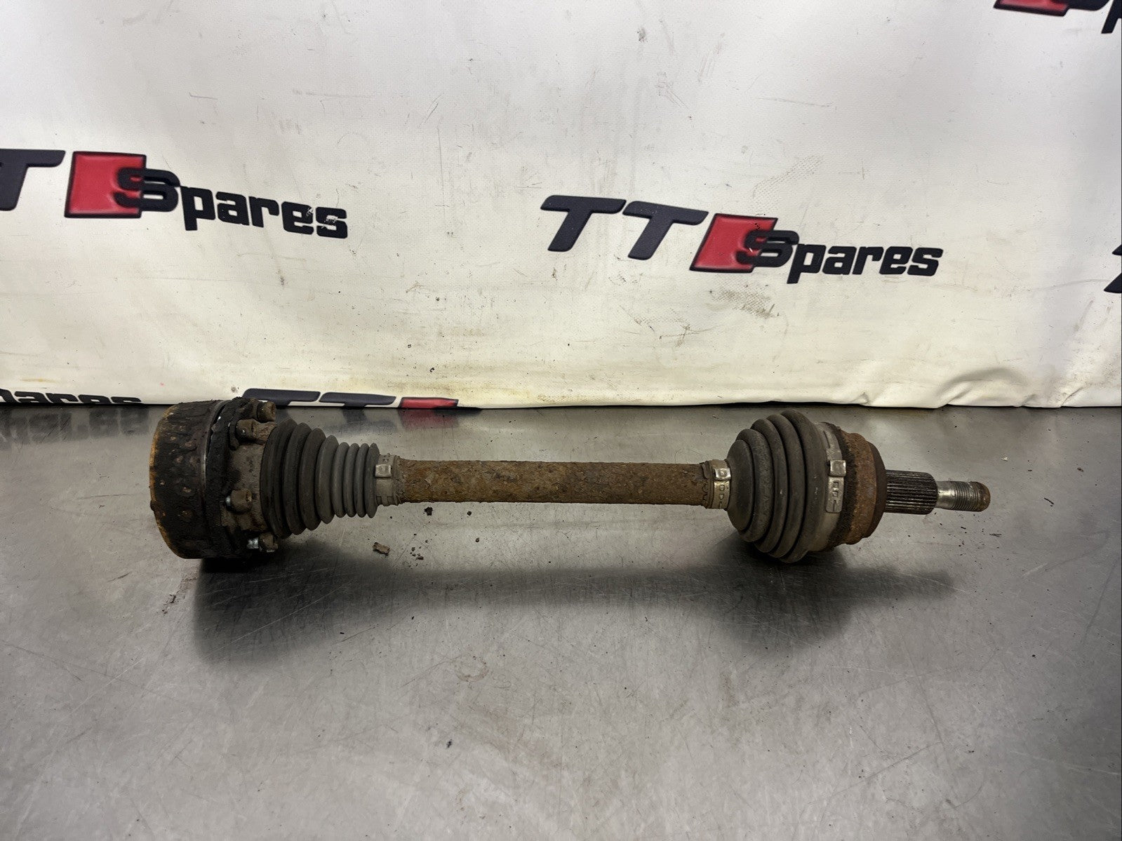 Audi TT Mk1 8N 2001-2006 Passenger/Left/NS Rear Driveshaft Drive Shaft Assembly